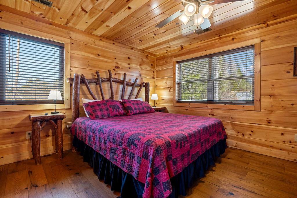 Bobcat Den By Eden Crest Villa Gatlinburg Buitenkant foto